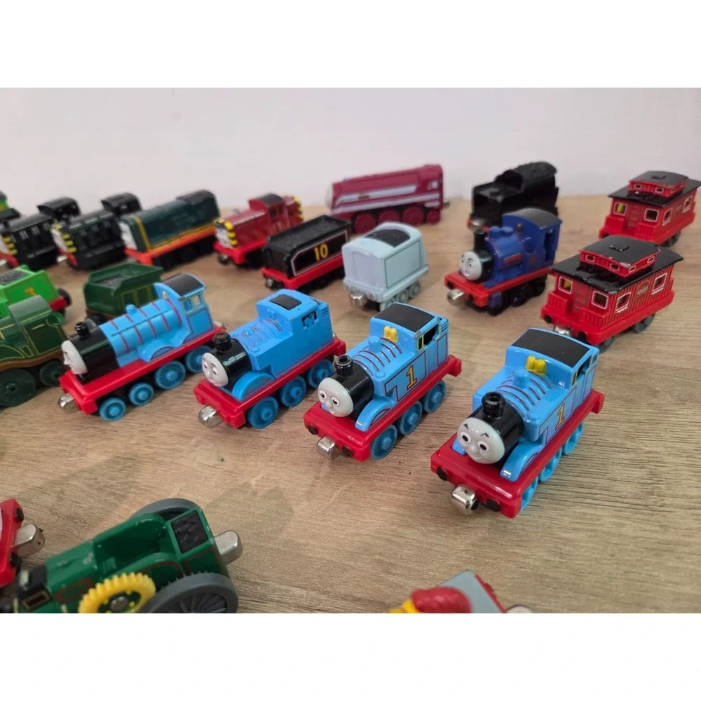 Large Lot of 33 Thomas The Tank Engine Friends Diecast Metal Trains
